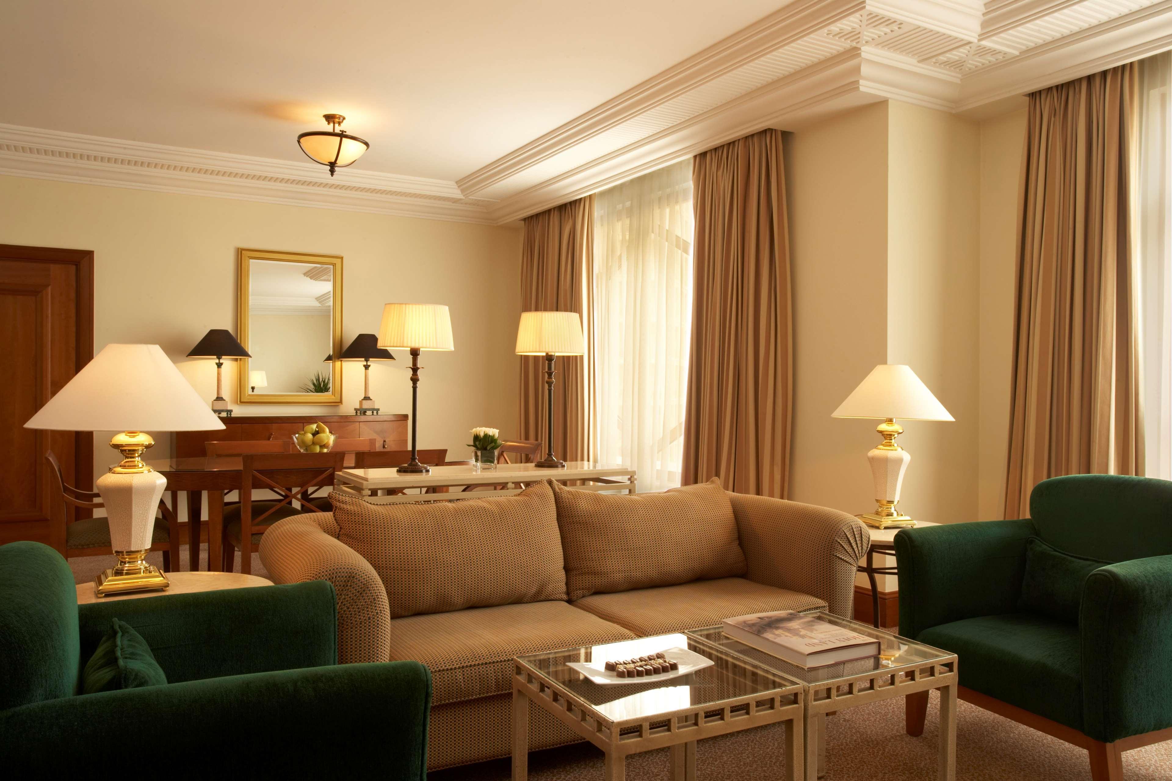 Готель Grand Hyatt Амман Екстер'єр фото A suite at the hotel