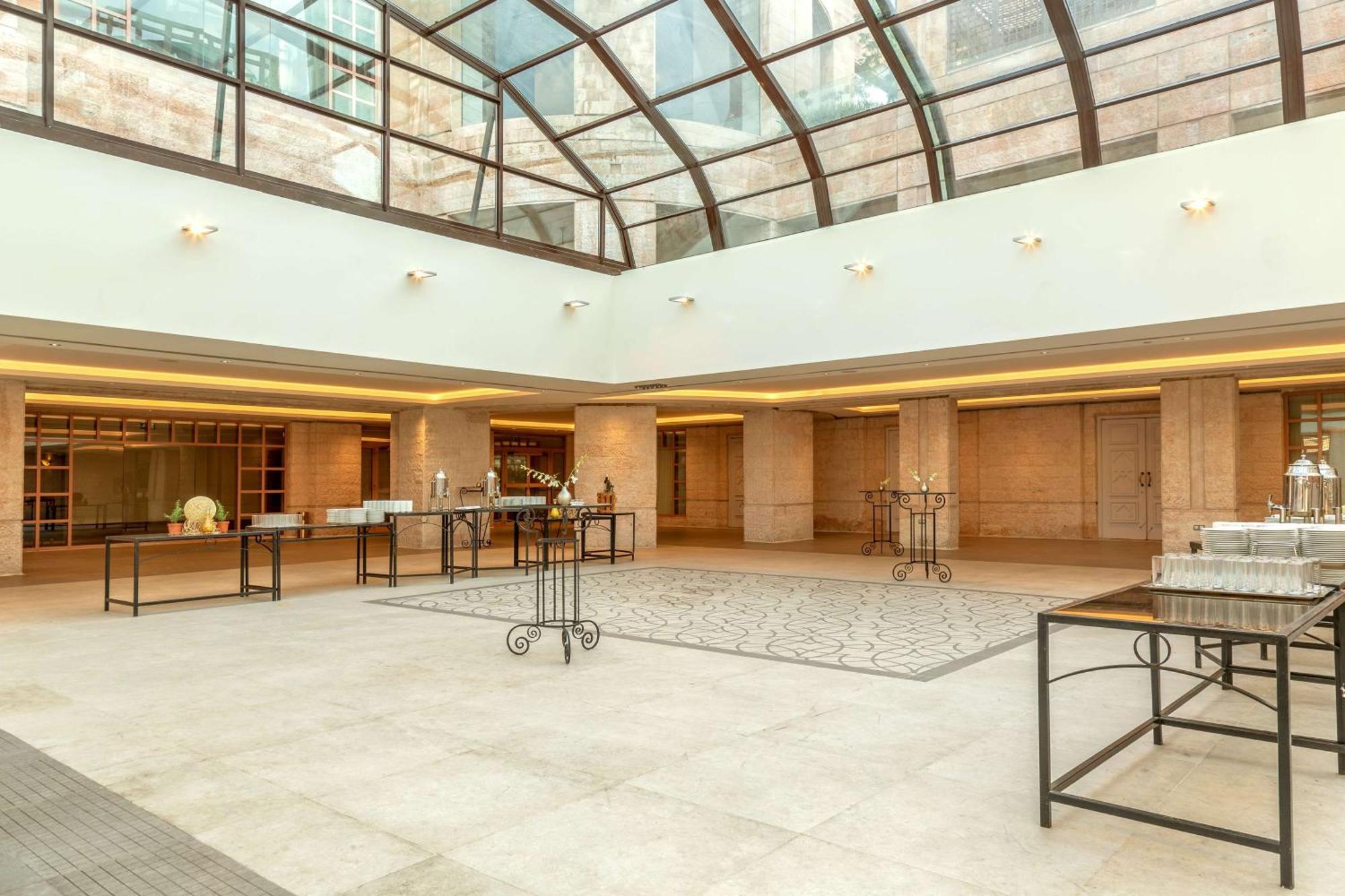 Готель Grand Hyatt Амман Екстер'єр фото The lobby