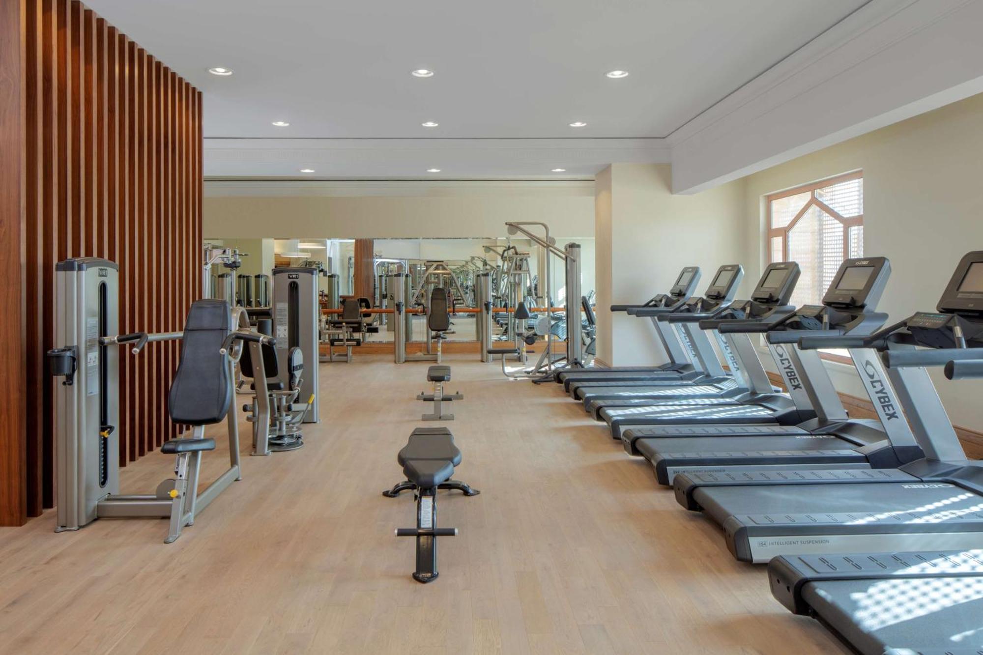 Готель Grand Hyatt Амман Екстер'єр фото The gym at the hotel